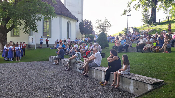 Impressionen Konzert im Park am 18.6.22 (Foto: Trudy Wickli)